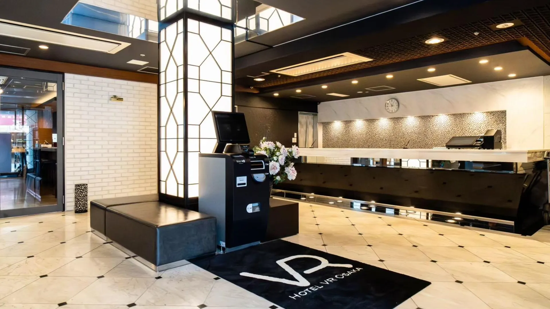 오사카 호텔 리브맥스 우메다 센트럴 5성급 호텔 객실