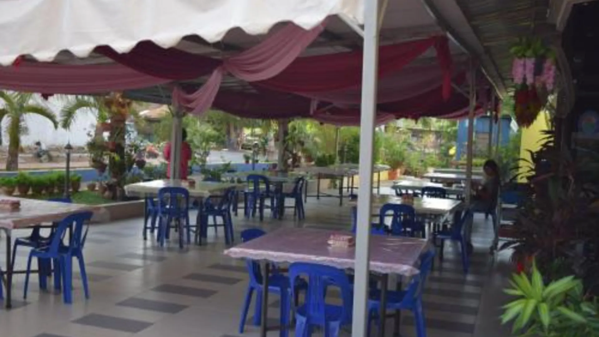 캉가르 호텔 스리 가든 1성급 호텔 로비