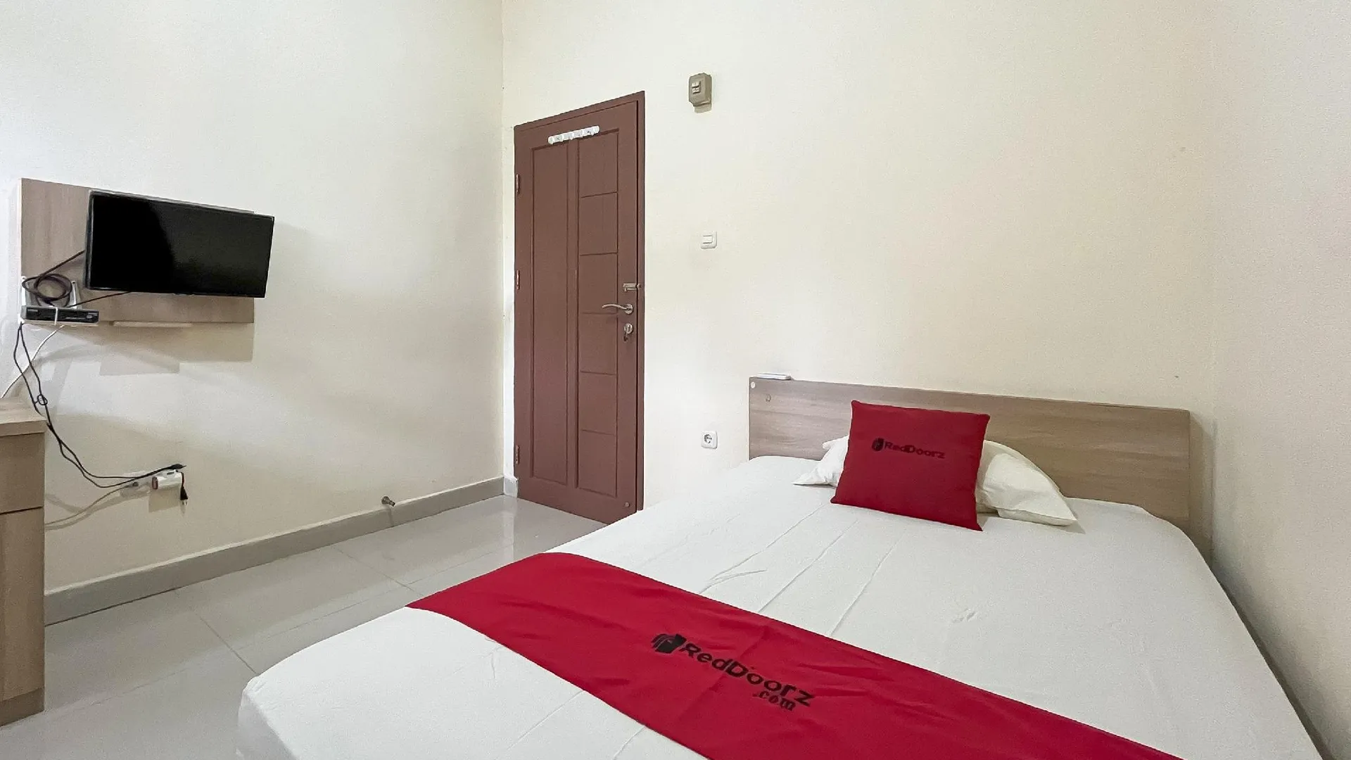 마카사르 RedDoorz Syariah @ Pondok Bintang Jalan Biring Romang Makassar 2성급 호텔 객실