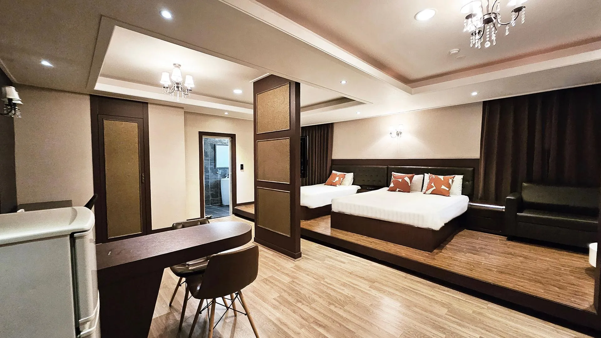 전주 풍남가족호텔 2성급 호텔 스위트룸