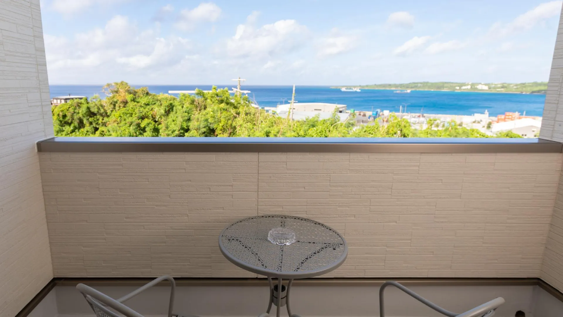 오키나와 본섬 빌라 참 3성급 호텔 로비