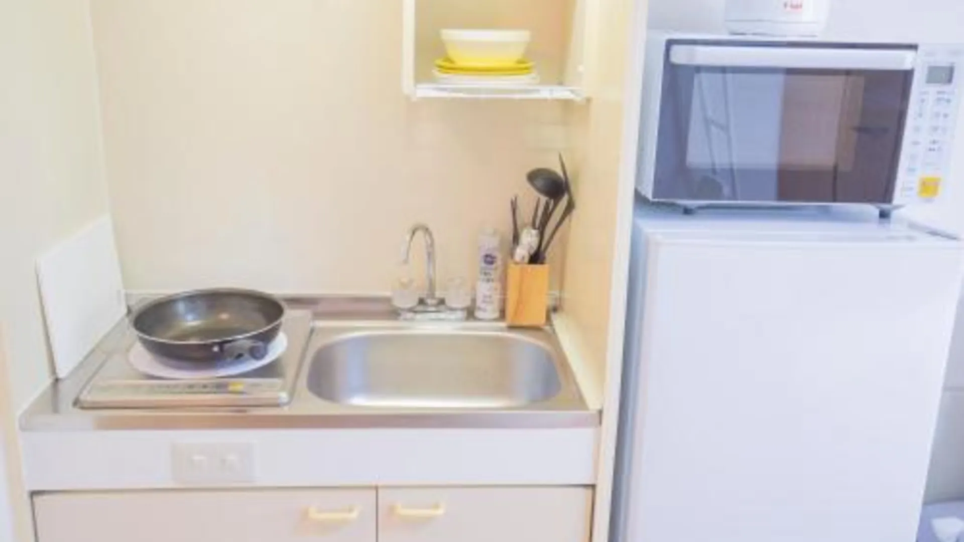 도쿄 / 동경 閑静な住宅街_暖かく居心地の良いデザイン EoW-7 1성급 싱글룸 외관