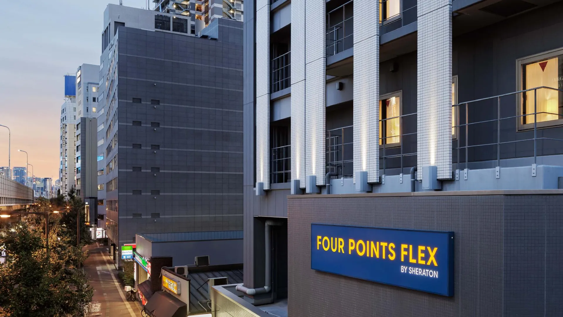 오사카 포 포인츠 익스프레스 바이 쉐라톤 신오사카 4성급 호텔 수영장