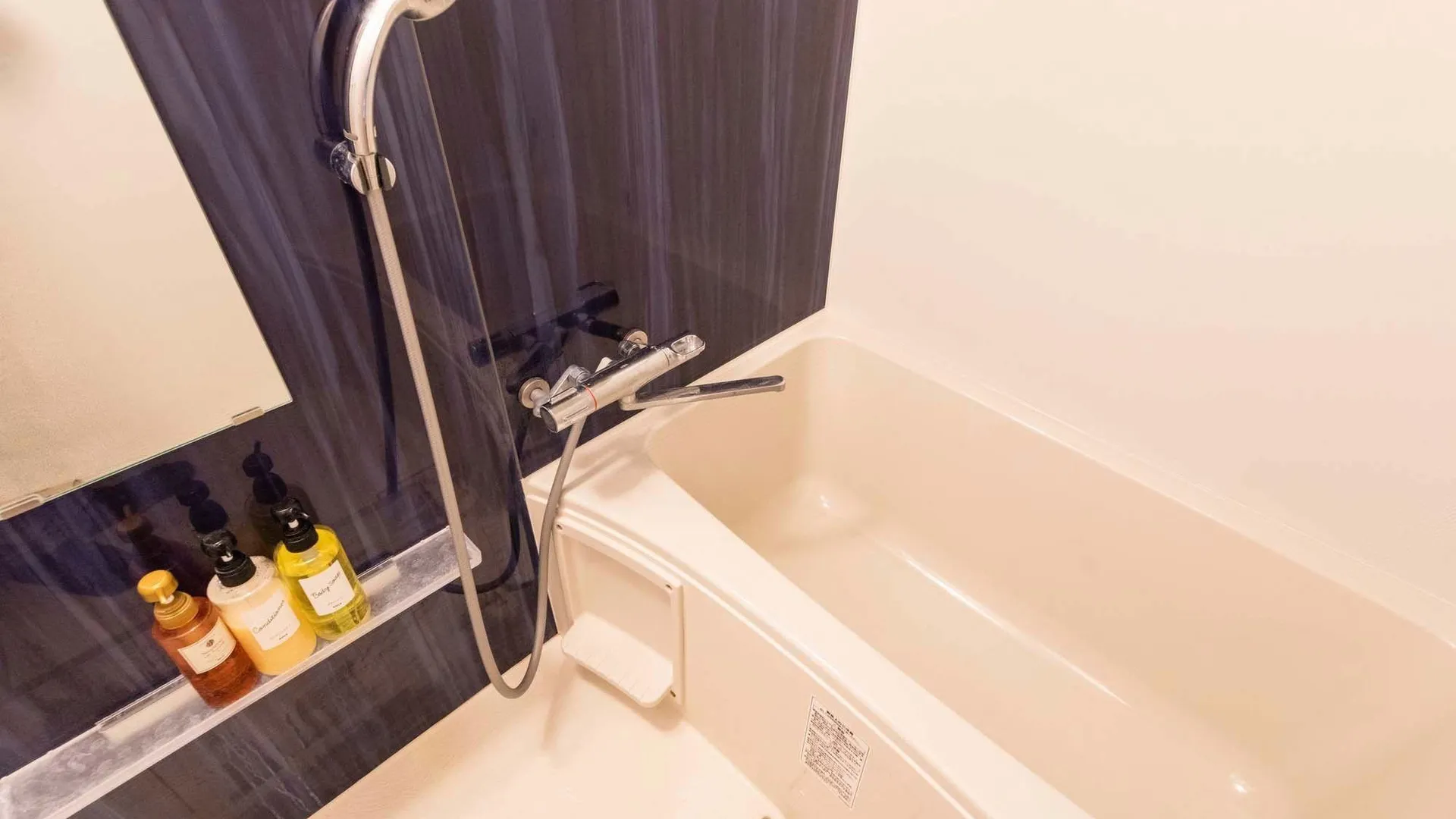 오키나와 본섬 미스터 긴조 인 미나미우에바루 2성급 호텔 수영장