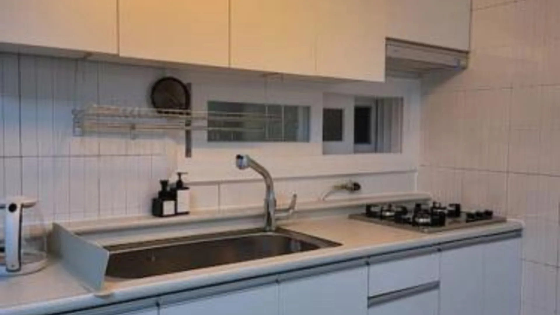 서울 New, Private, 3 rooms, Hongdae, 6 Persons 4성급 싱글룸 수영장