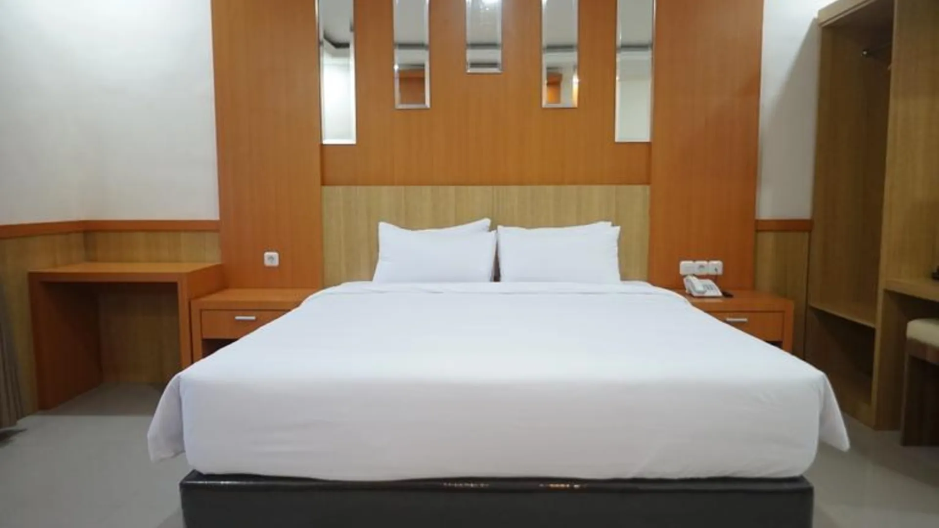 마카사르 Manggala Trans Hotel 2성급 호텔 스위트룸
