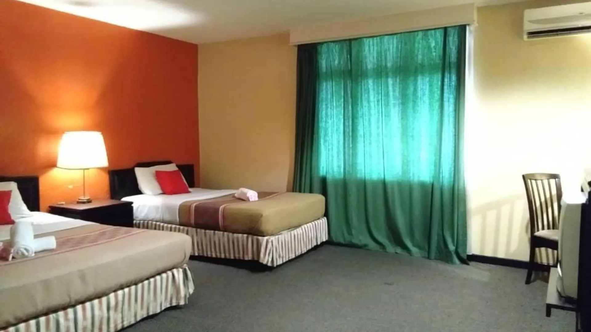 쿠알라 리피스 호텔 센터포인트 2성급 호텔 스위트룸