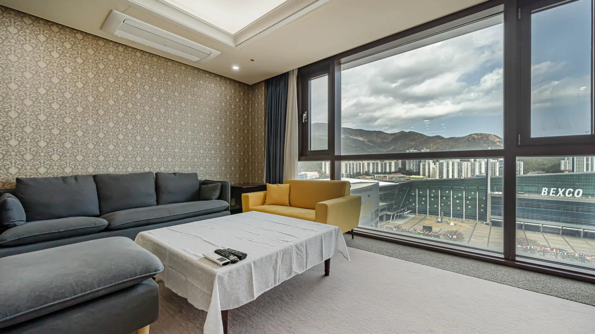 부산 W 레지던스 호텔 센텀시티 호텔 스위트룸