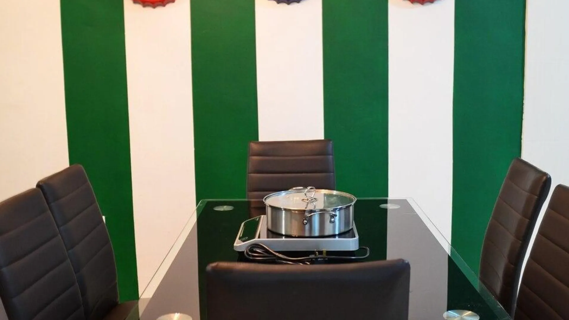 카메론 하일랜즈 THE WOODZ x BOLA BOLA (Night Market) 2성급 싱글룸 로비