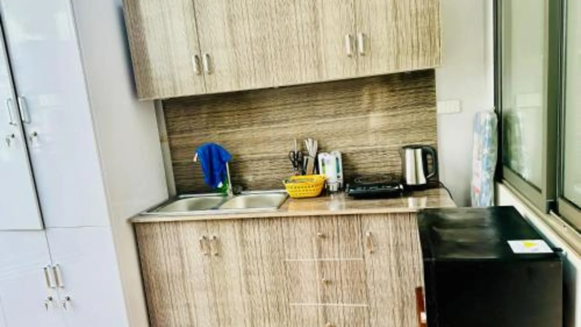 하노이 써니 홈 - 앤션트 스트리트 뷰 - 호안끼엠 레이크 바이 더 리틀 홈 3성급 게스트하우스 객실