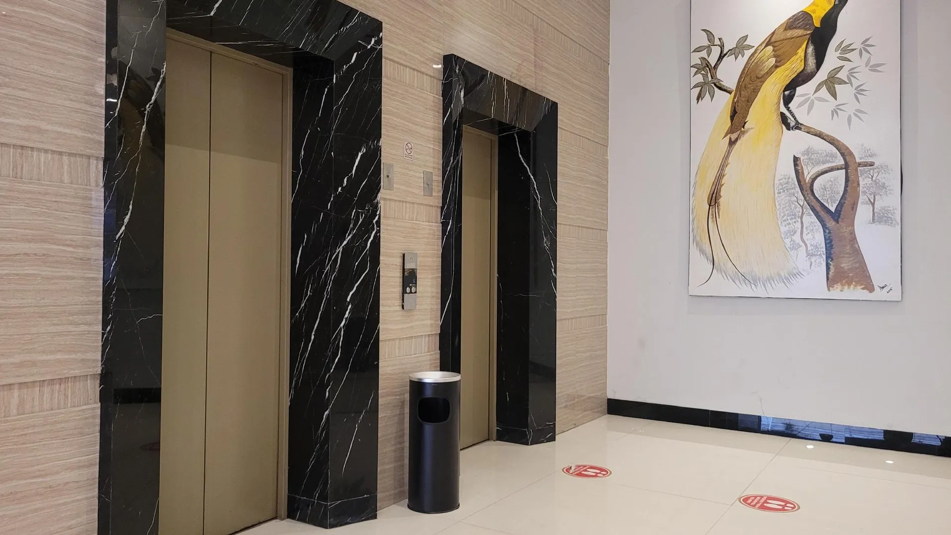 마카사르 Red Cendrawasih Hotel Makassar 2성급 호텔 외관