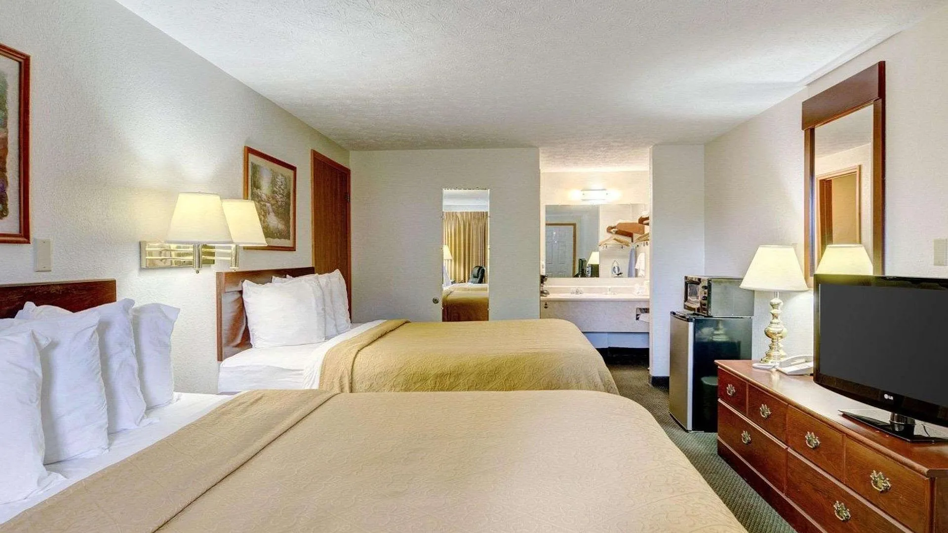 파예테빌 (WV) Quality Inn New River Gorge 2성급 호텔 스위트룸