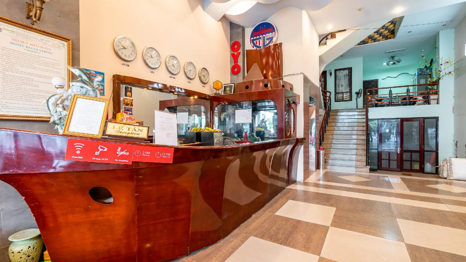 다낭 슈퍼 OYO 266 골든 게이트 2성급 호텔 전망