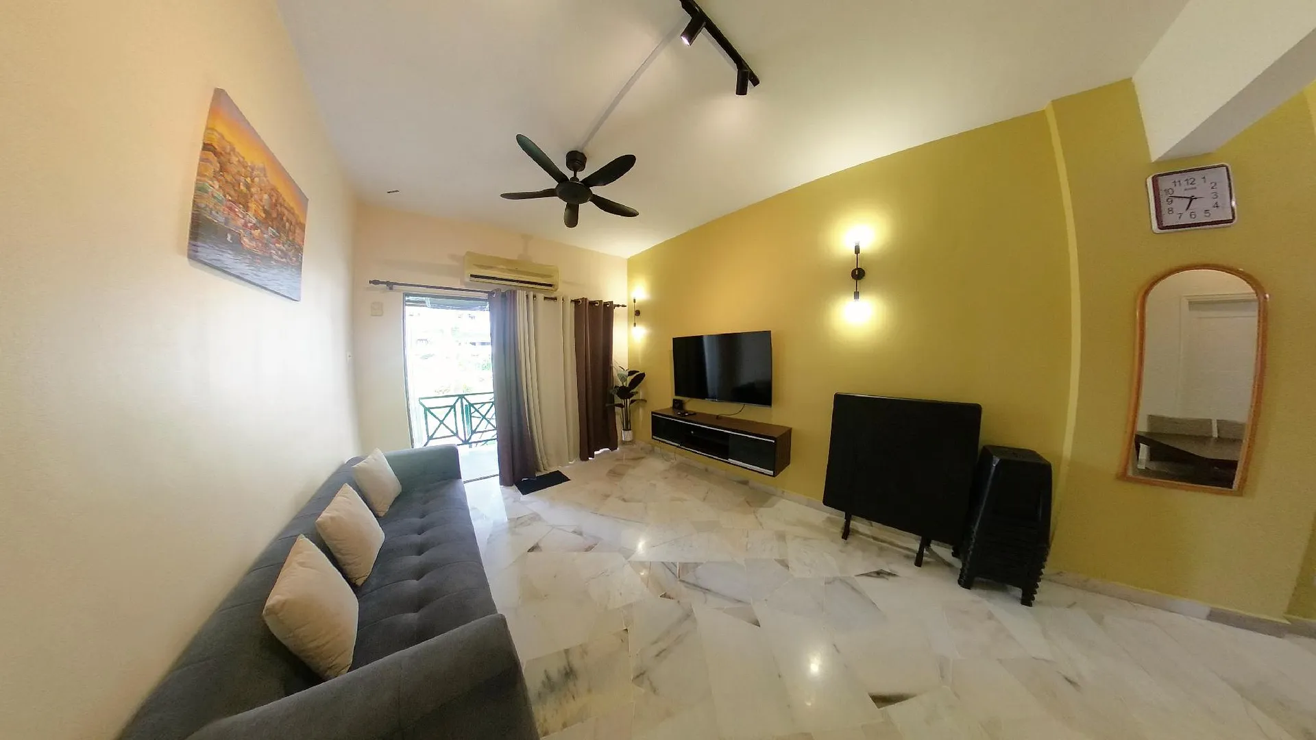 포트 딕슨 캄풍 시 루사의 아파트먼트 (90m², 침실 2개, 프라이빗 욕실 2개) 4성급 게스트하우스 스위트룸