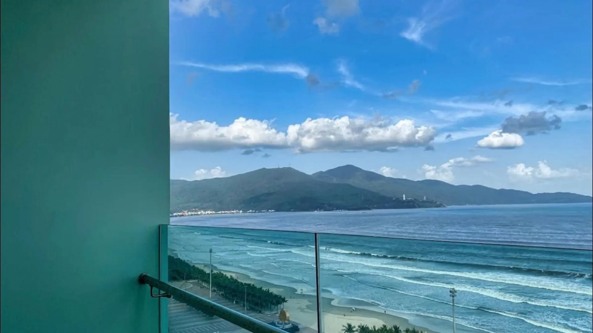 다낭 프억 미의 아파트먼트 (90m², 침실 2개, 프라이빗 욕실 2개) 5성급 싱글룸 레스토랑