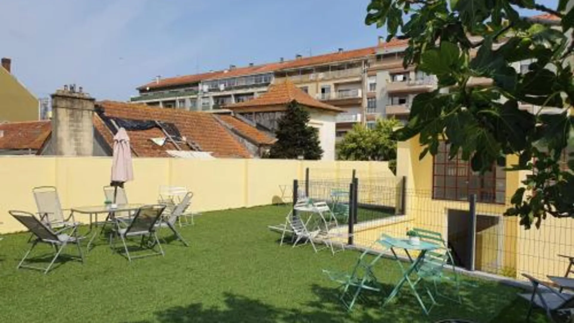 아베이루 Urban Suites 3성급 호텔 수영장