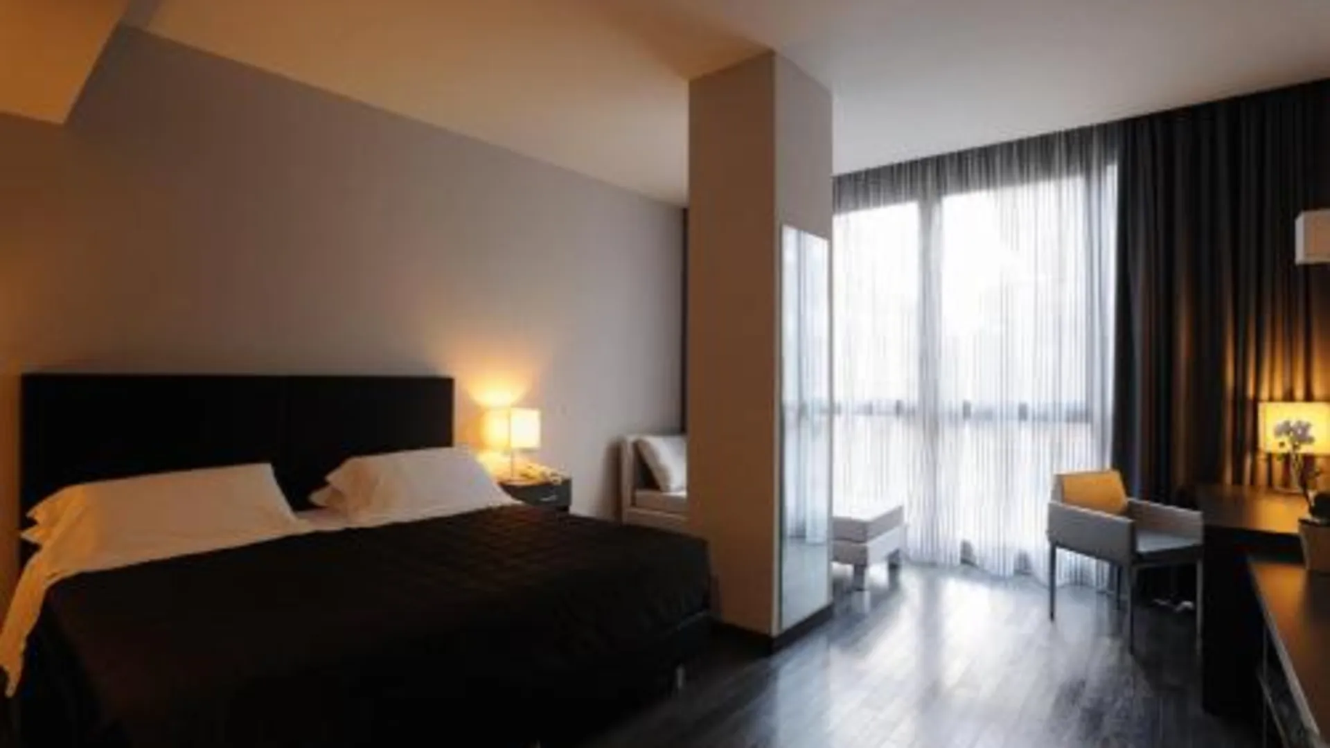 테라모 Park Hotel Sporting 4성급 호텔 스위트룸