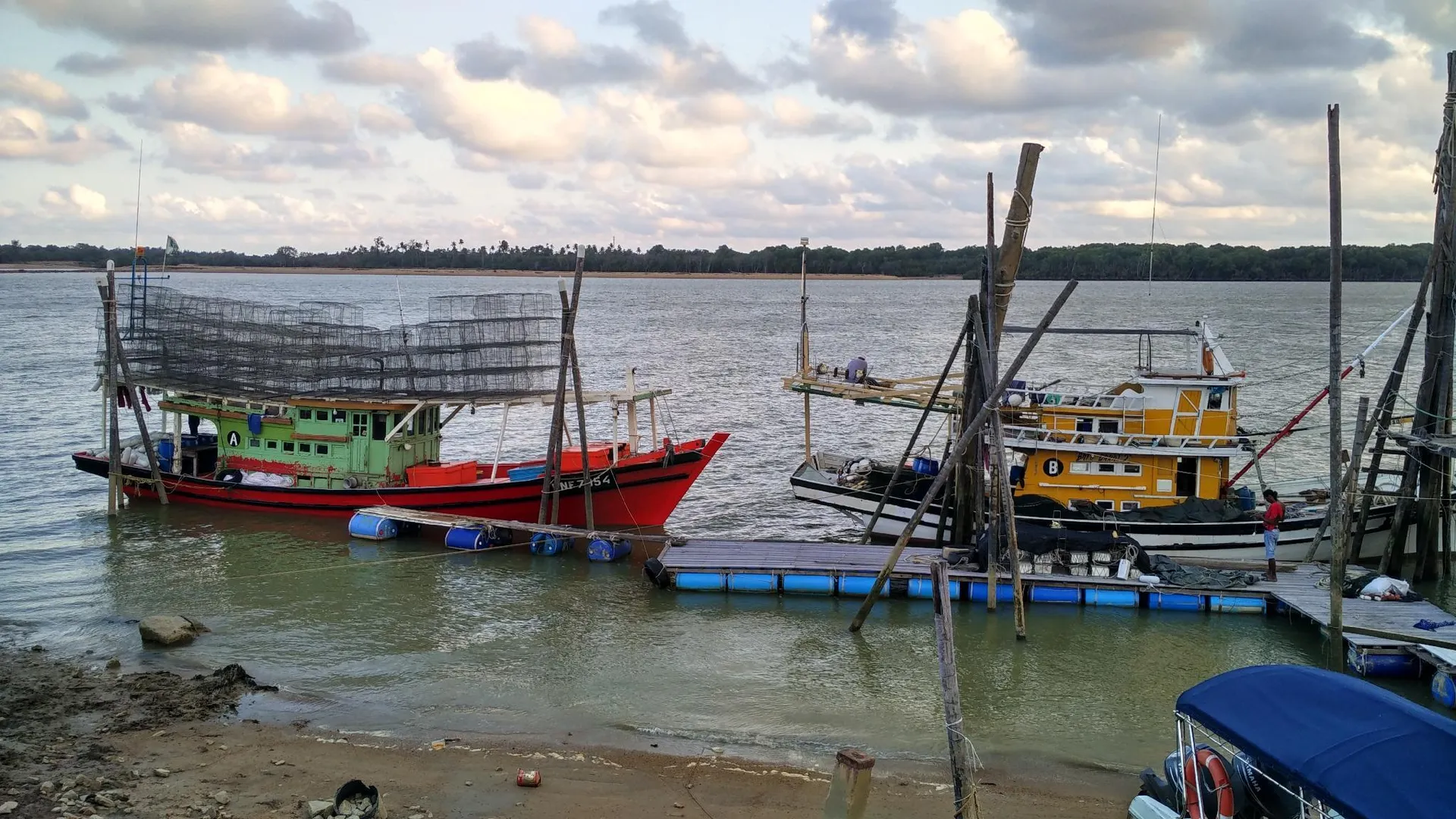 페칸 페칸 시티의 프라이빗 하우스 (100m², 침실 3개, 프라이빗 욕실 2개) 2성급 싱글룸 스위트룸