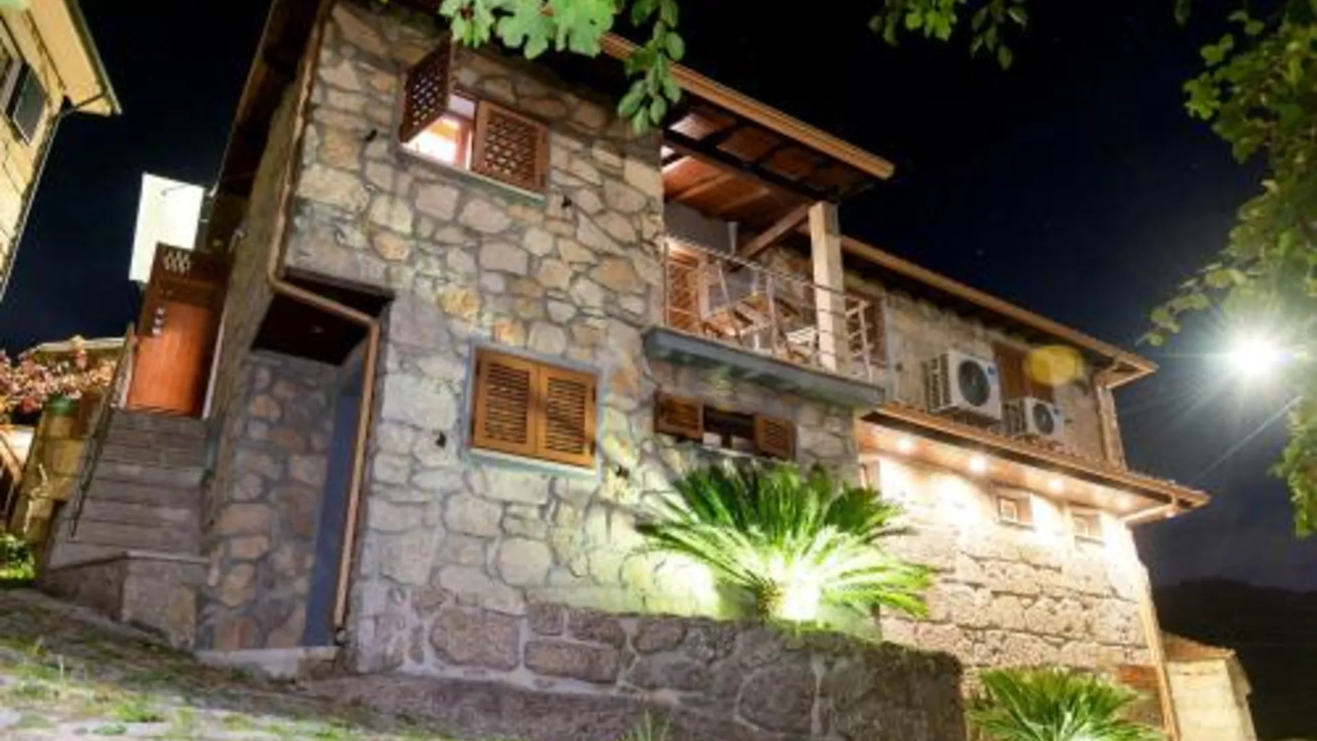 제어스 Casa da Fonte Geres 4성급 게스트하우스 레스토랑