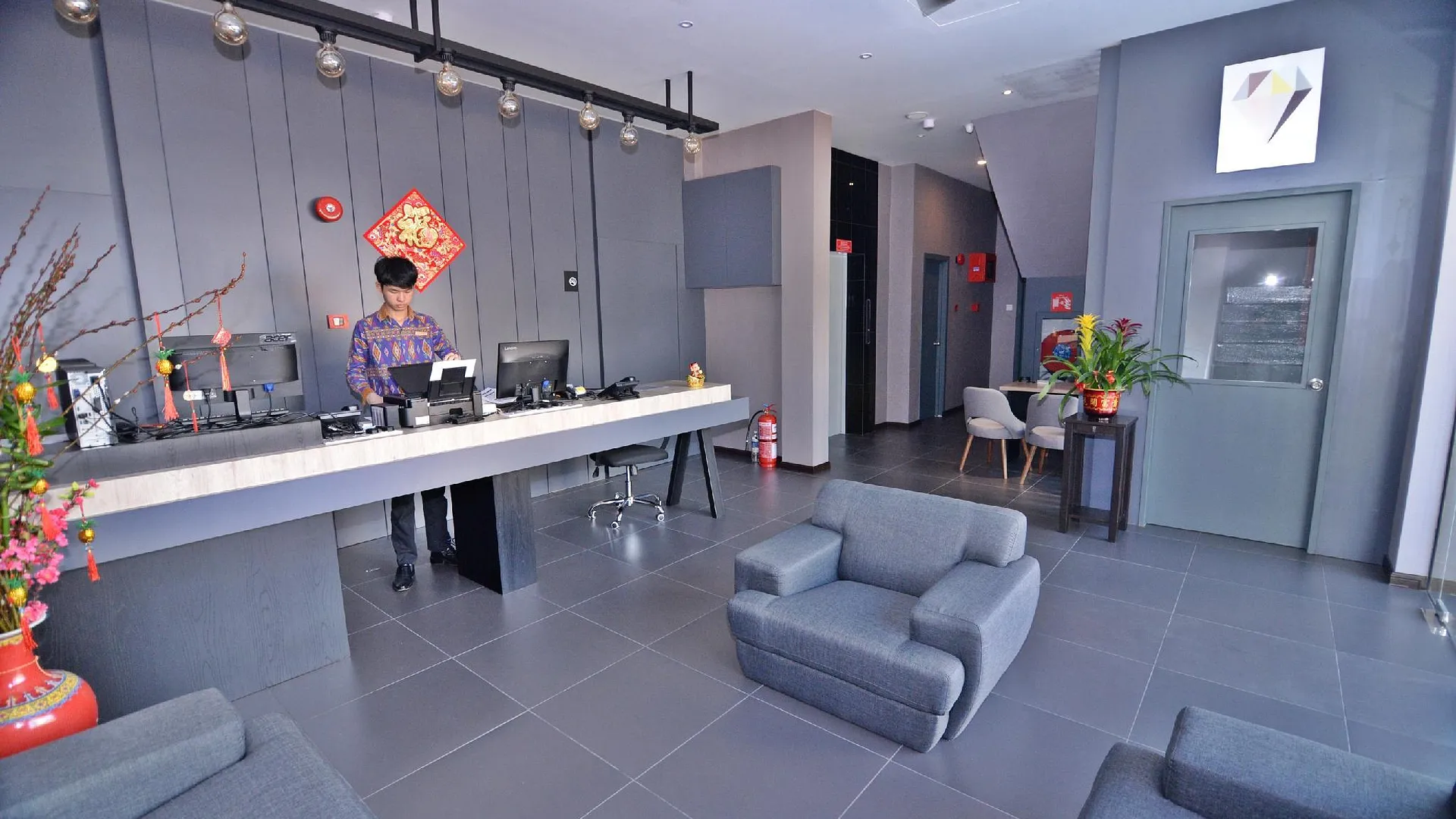 코타키나발루 다이아몬드 인 호텔 로비