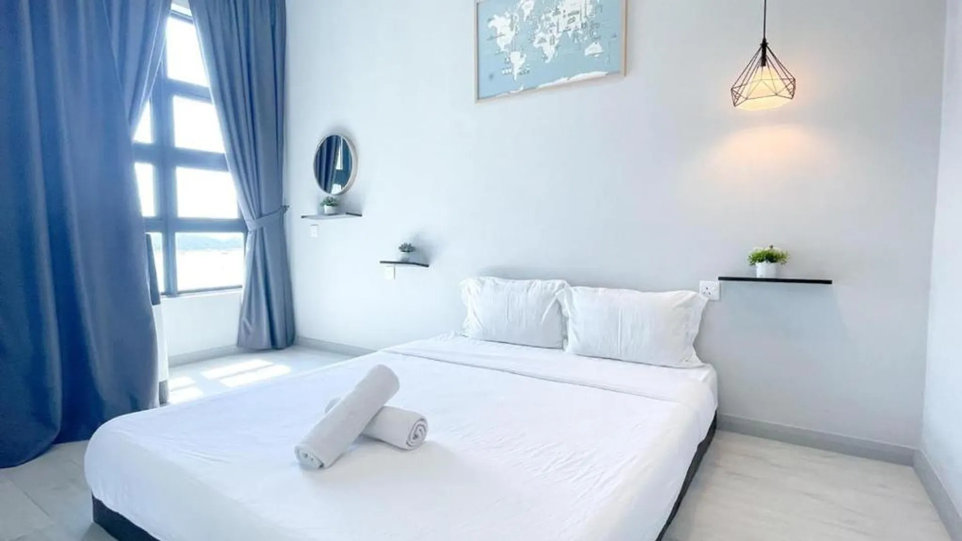 코타키나발루 제슬턴 키 레스트모어 씨뷰 코너 5성급 호텔 레스토랑