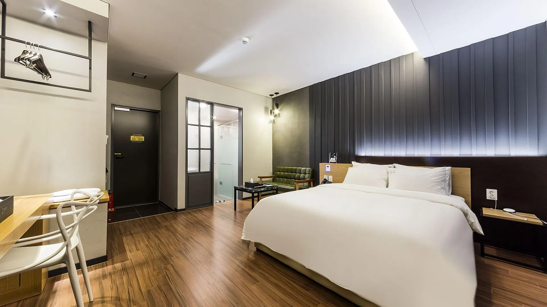 김포 김포 드라이브인 비대면 호텔루이 호텔 전망