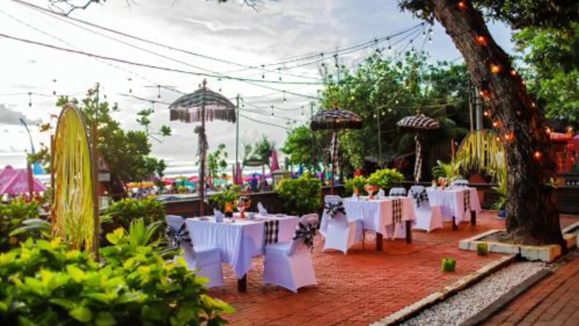 발리 푸리 사론 스미냑 호텔 앤 빌라 4성급 호텔 부대시설