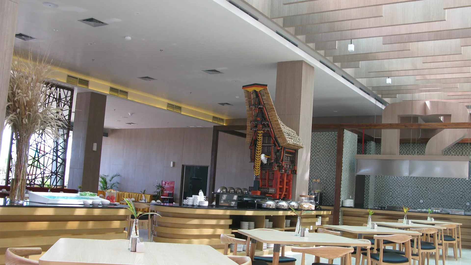 마카사르 감마라 호텔 마카사르 4성급 호텔 로비