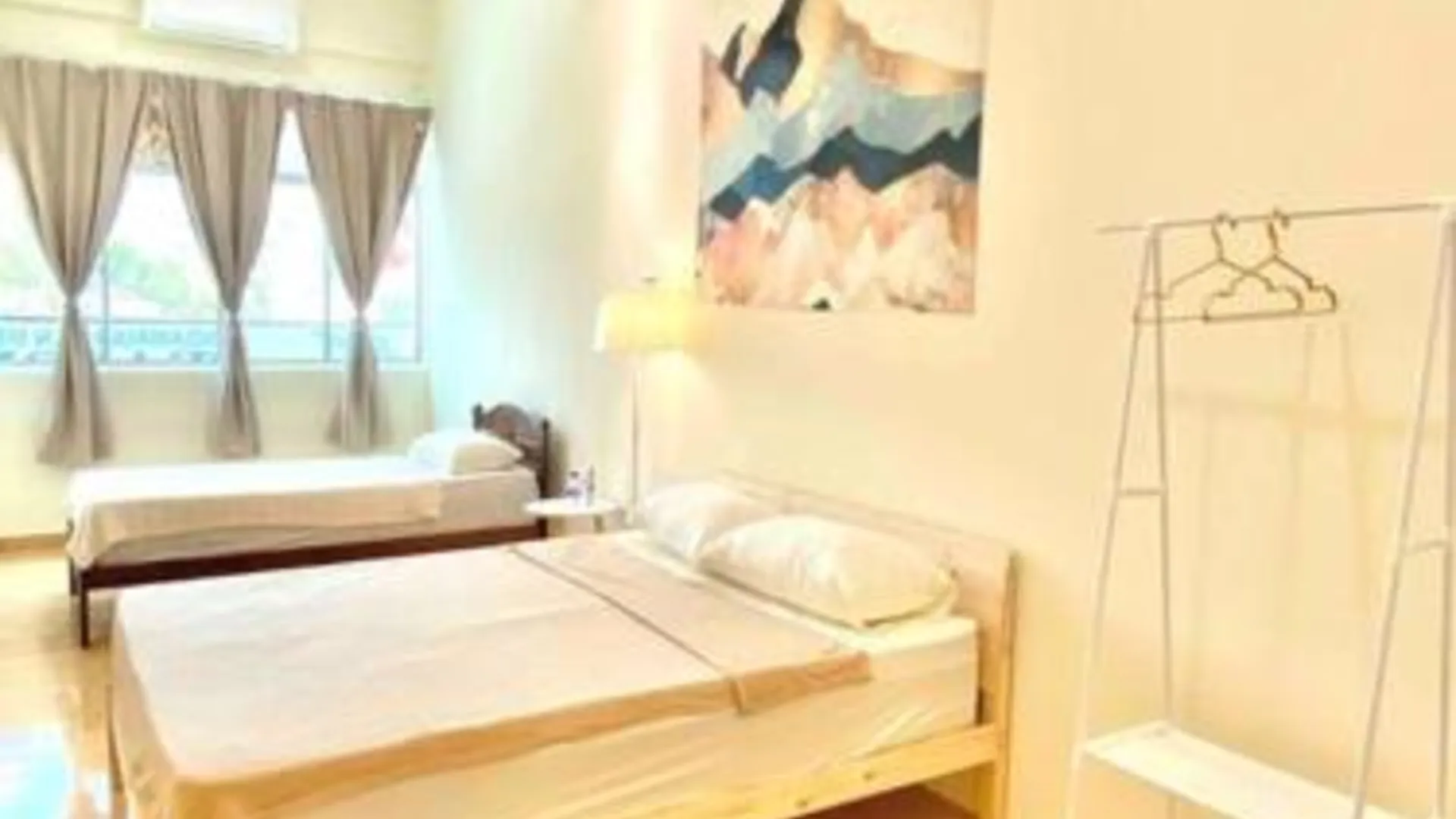 메르싱 반다르 머싱의 프라이빗 하우스 (1600m², 침실 4개, 프라이빗 욕실 2개) 3성급 게스트하우스 스위트룸