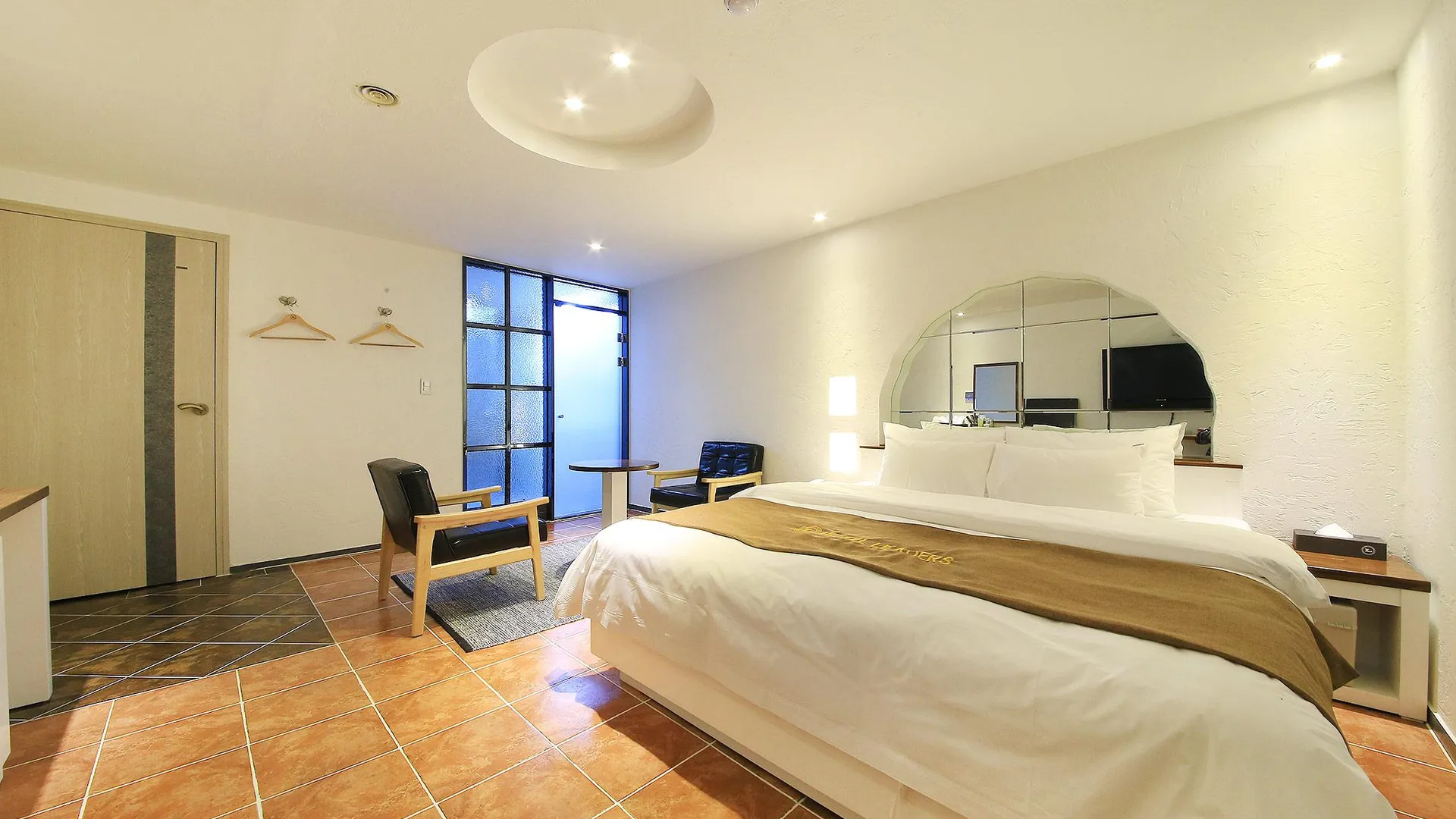 서울 영등포 리더스 2성급 호텔 스위트룸