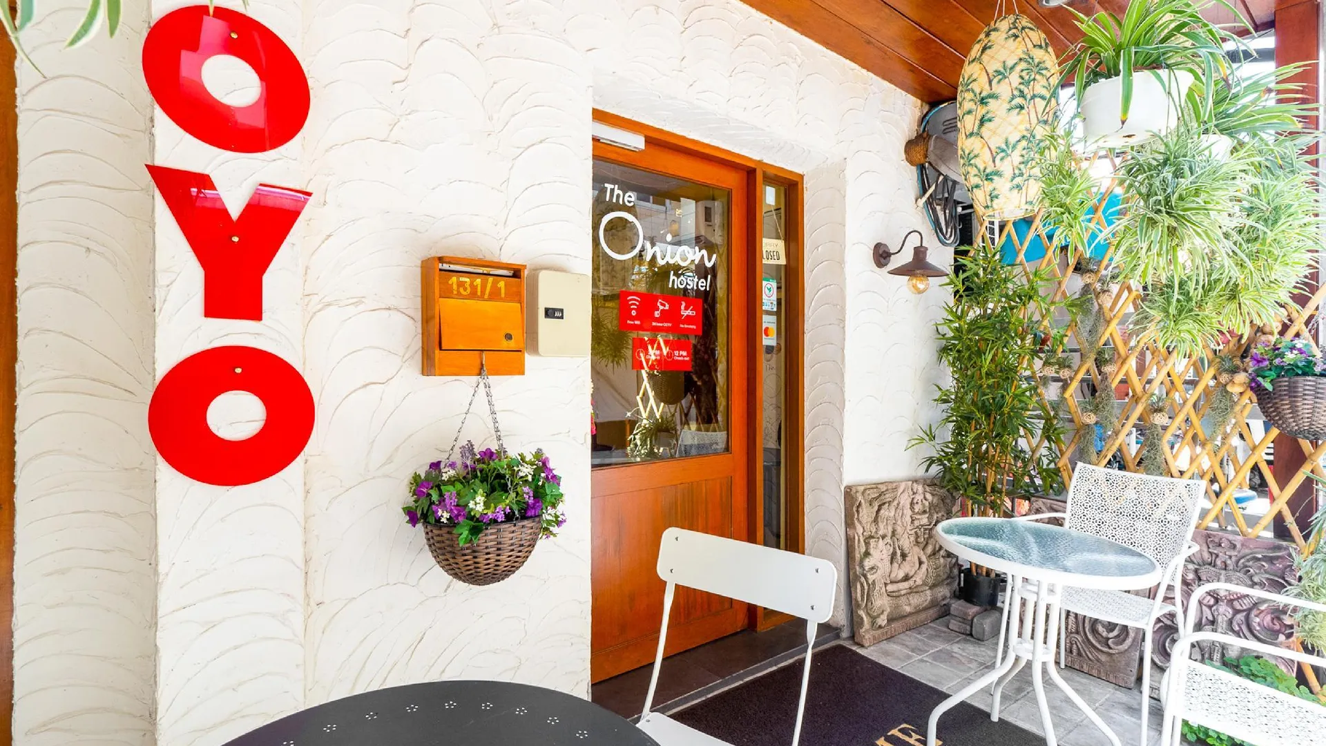 방콕 오요 895 어니언 호스텔 2성급 호텔 객실