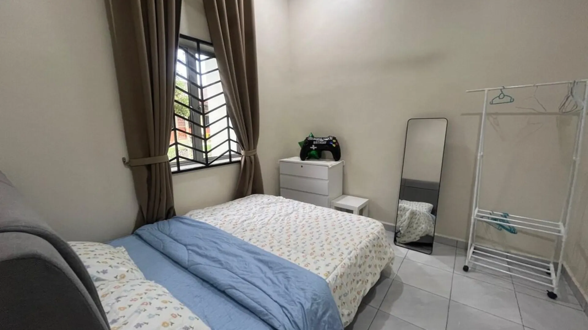 말라카 말라카 시내의 프라이빗 하우스 (800m², 침실 3개, 프라이빗 욕실 2개) 2성급 싱글룸 스위트룸