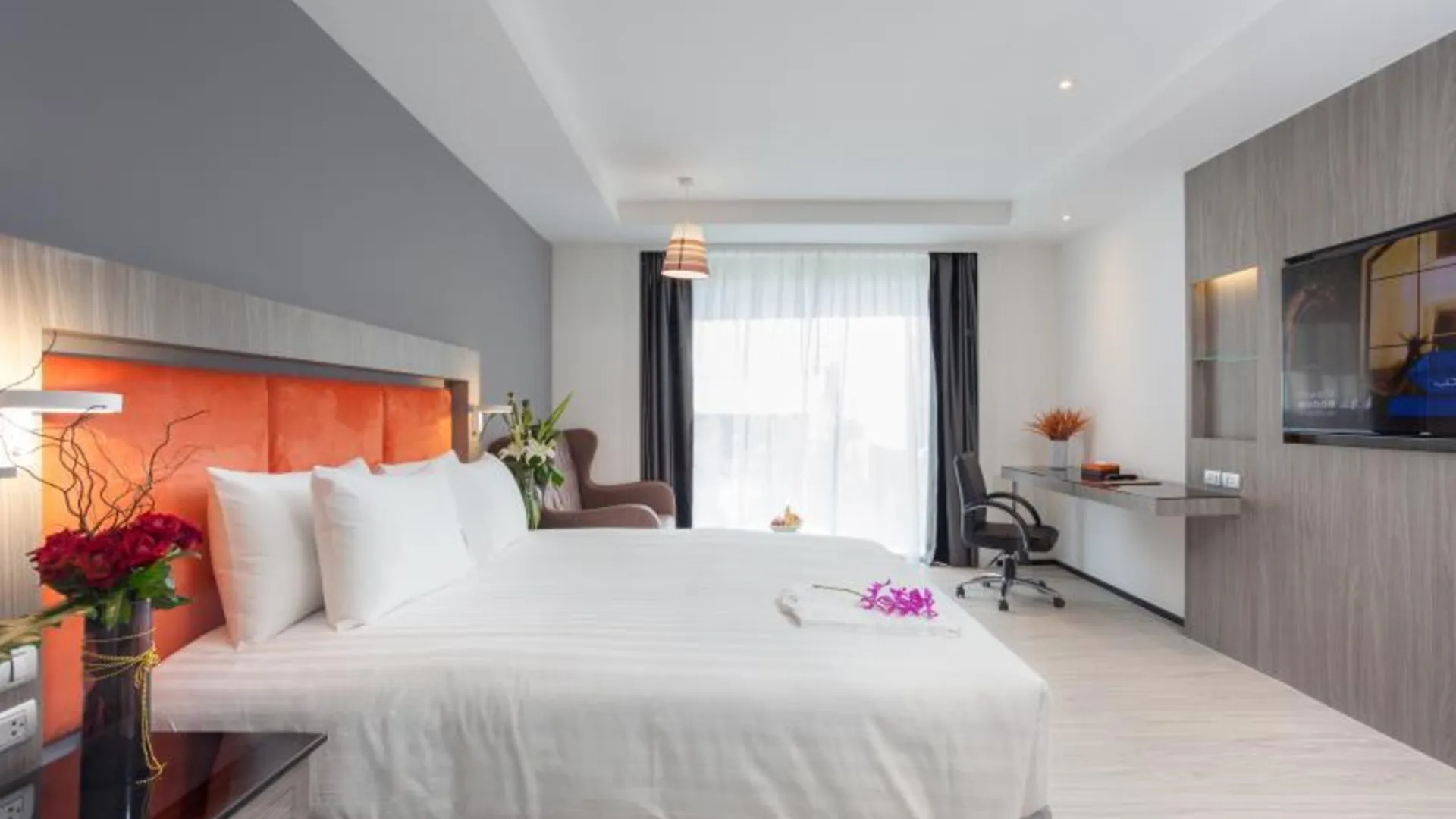 방콕 그랜드 5 호텔 앤 플라자 수쿰빗 4성급 호텔 스위트룸