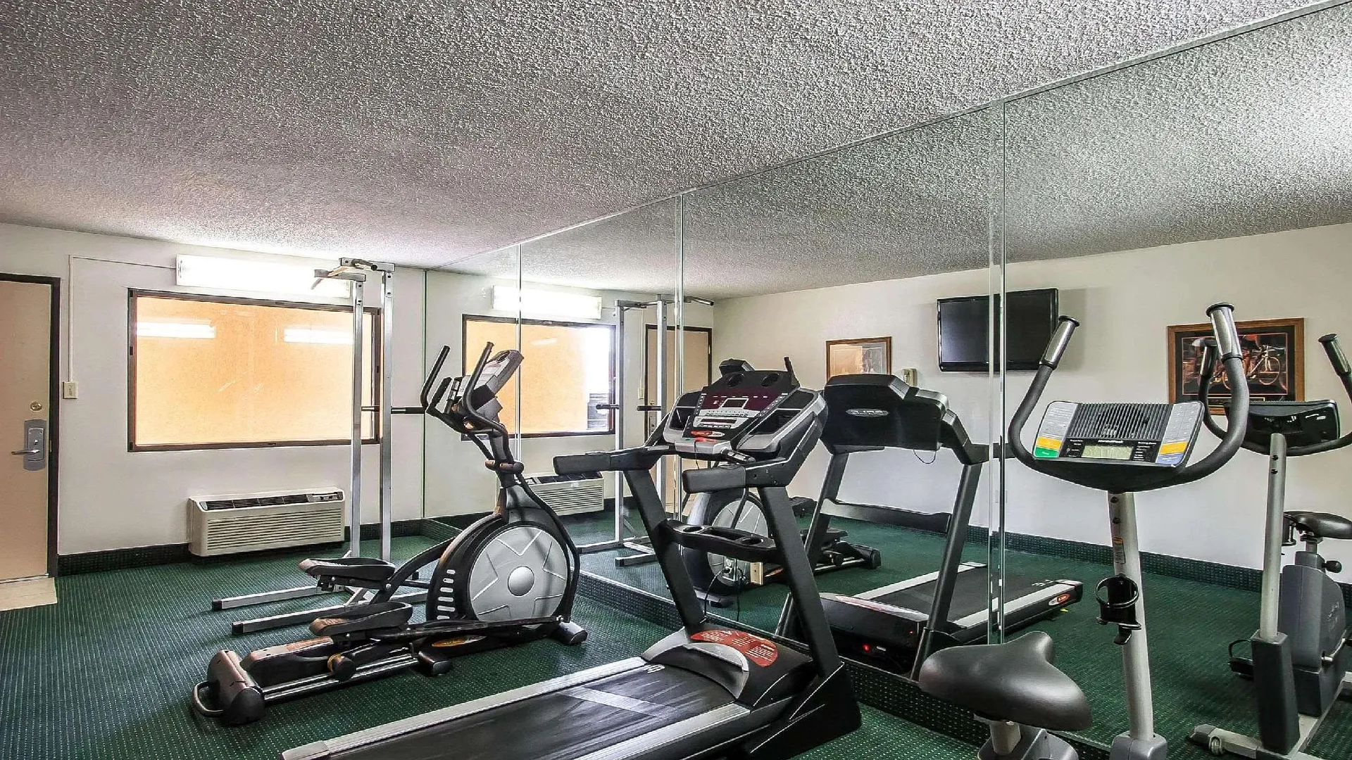 멤피스 (TN) Econo Lodge Inn & Suites Memphis East 2성급 호텔 객실