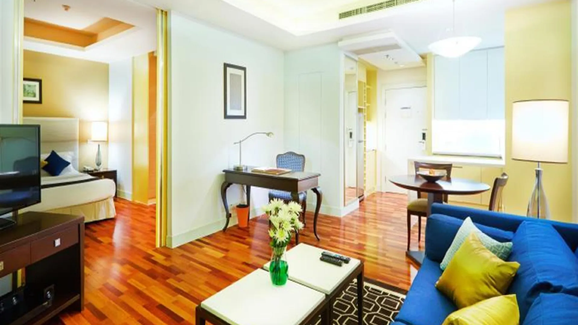 방콕 더 더치스 호텔 5성급 호텔 스위트룸