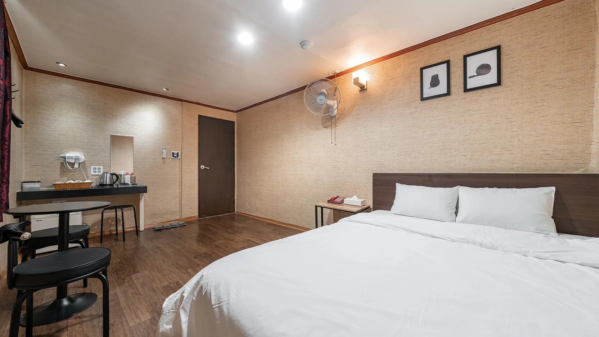 서울 이태원 성지 3성급 호텔 객실