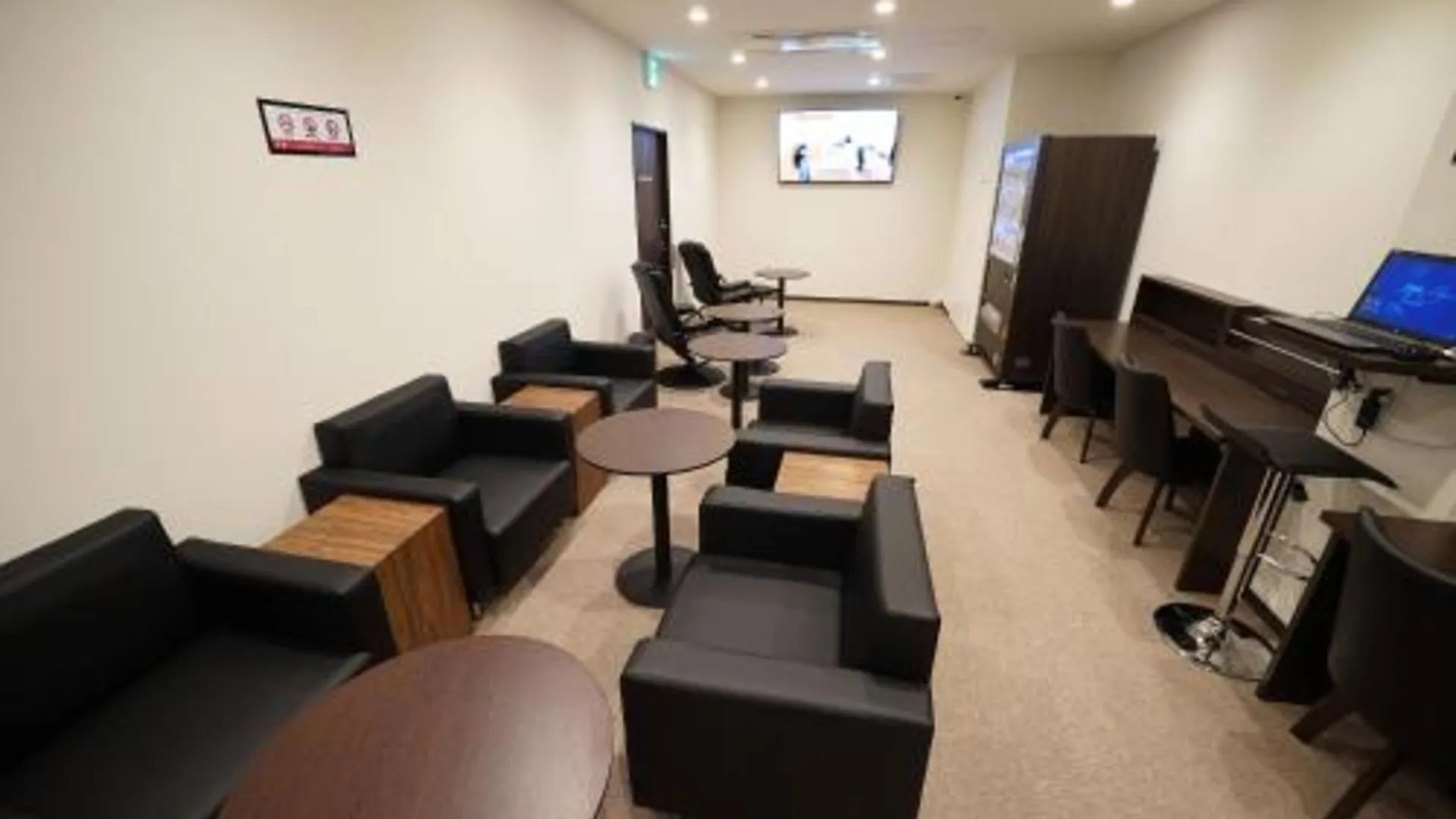 후쿠오카 웰캐빈 텐진 - 남성 전용 1성급 호텔 전망