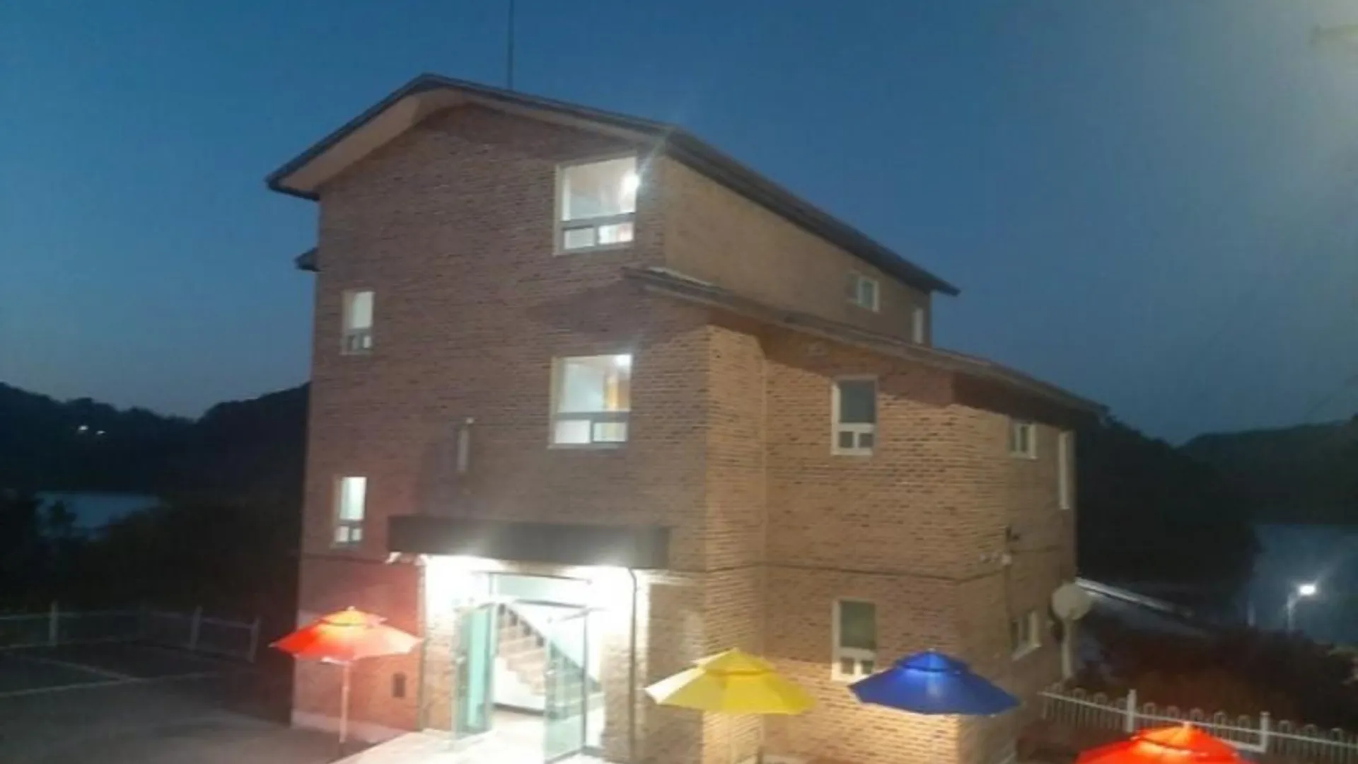 전주 정읍 호숫가펜션 2성급 게스트하우스 레스토랑