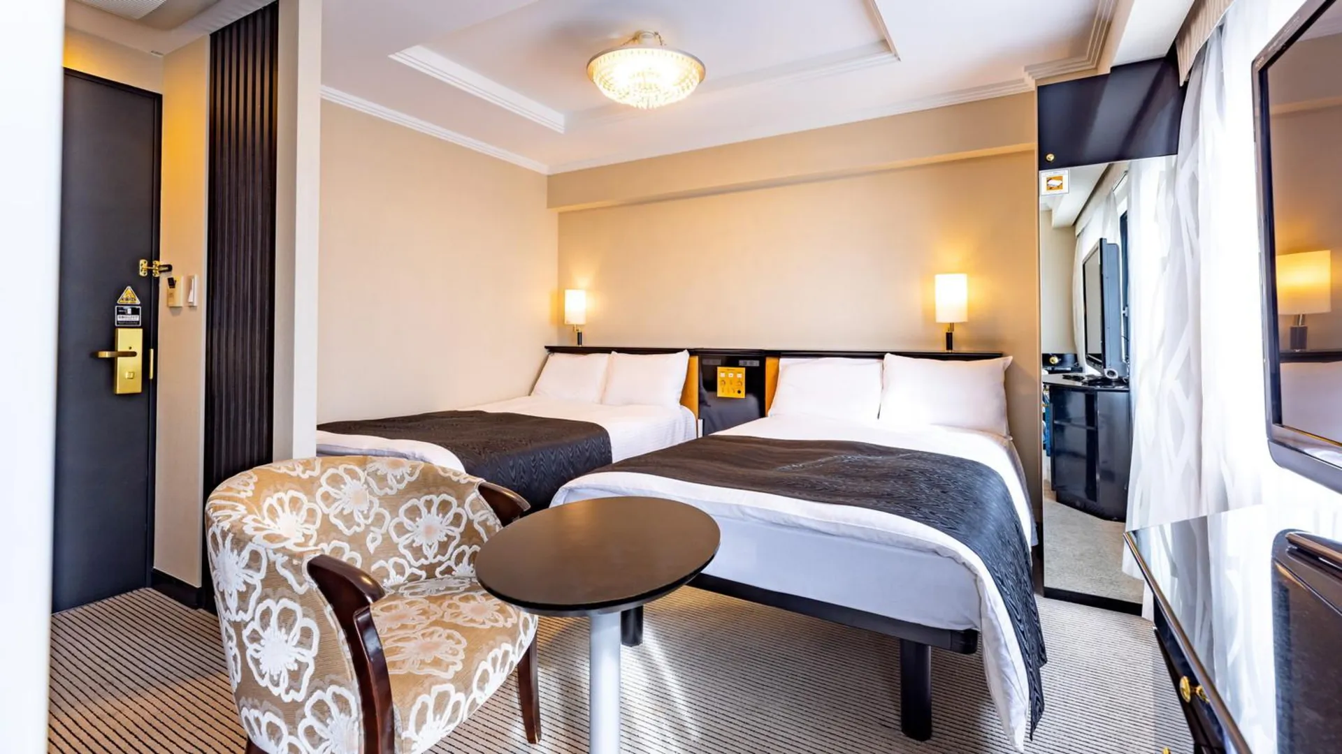 도쿄 / 동경 APA 호텔 핫초보리-에키-미나미 3성급 호텔 전망