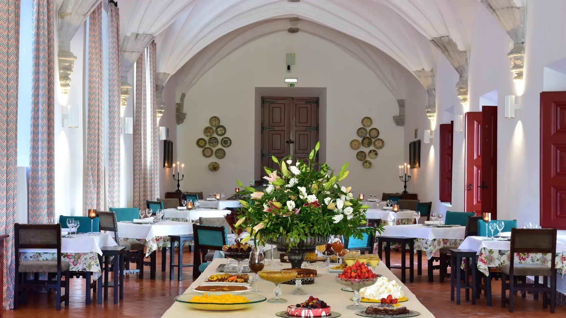 베야 포우사다 컨벤토 데 베자 - 히스토릭 호텔 4성급 호텔 스위트룸