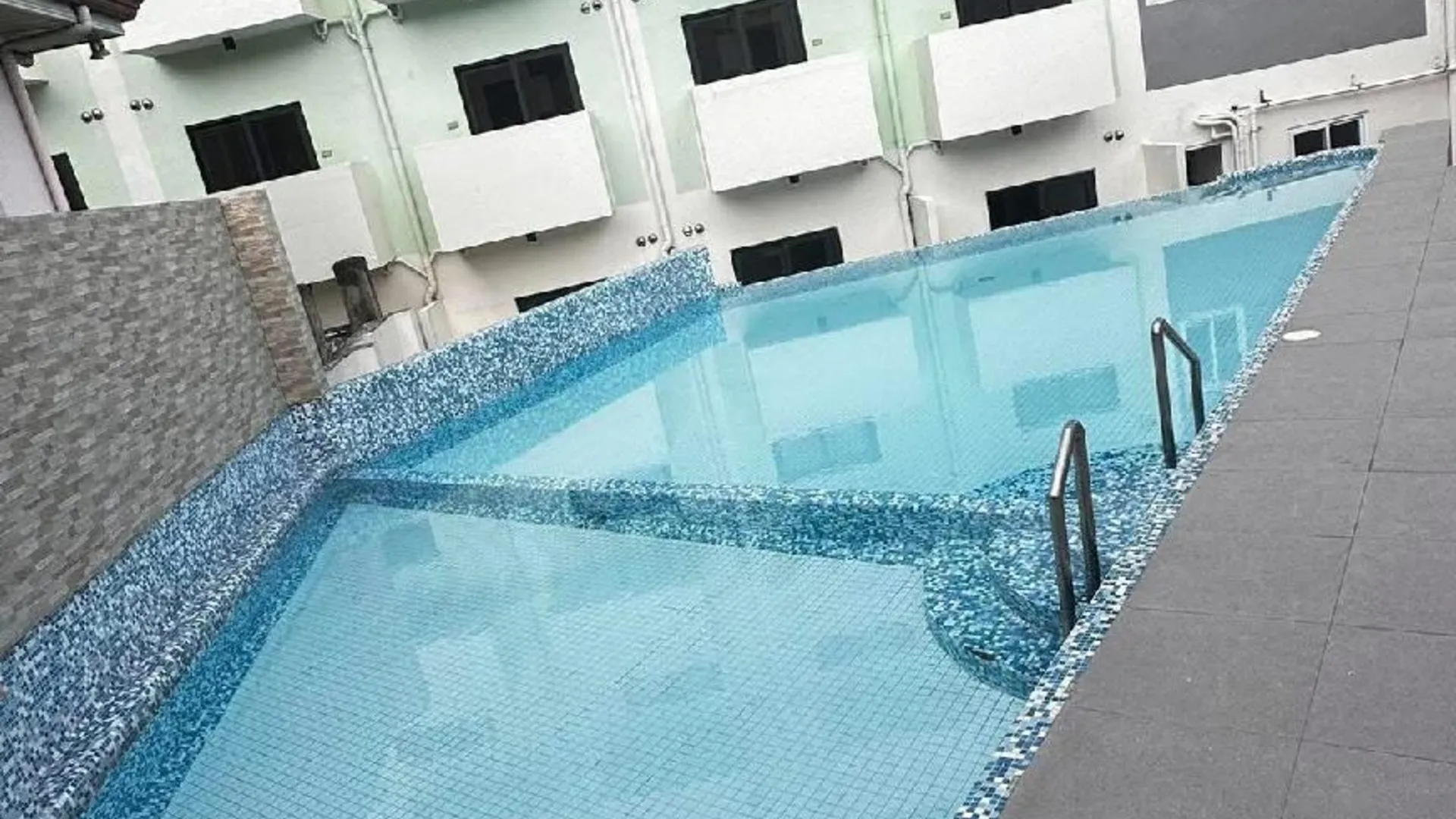 세부 밍글라닐라의 프라이빗 하우스 (m², 침실 1개, 프라이빗 욕실 1개) 2성급 싱글룸 레스토랑