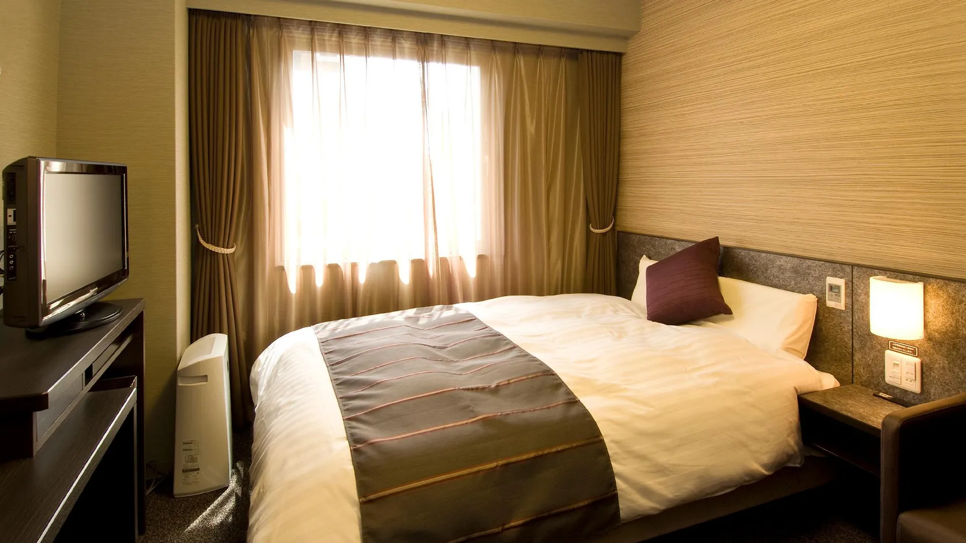 교토 내추럴 핫 스프링 도미 인 프리미엄 교토 에키마에 3성급 호텔 스위트룸