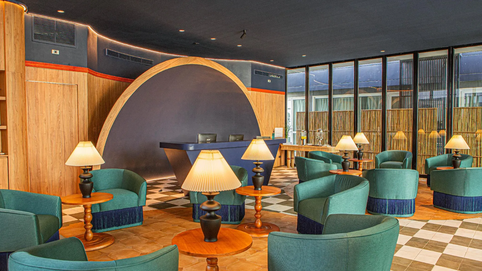 푸켓 더 랜턴 리조트 파통 4성급 호텔 외관