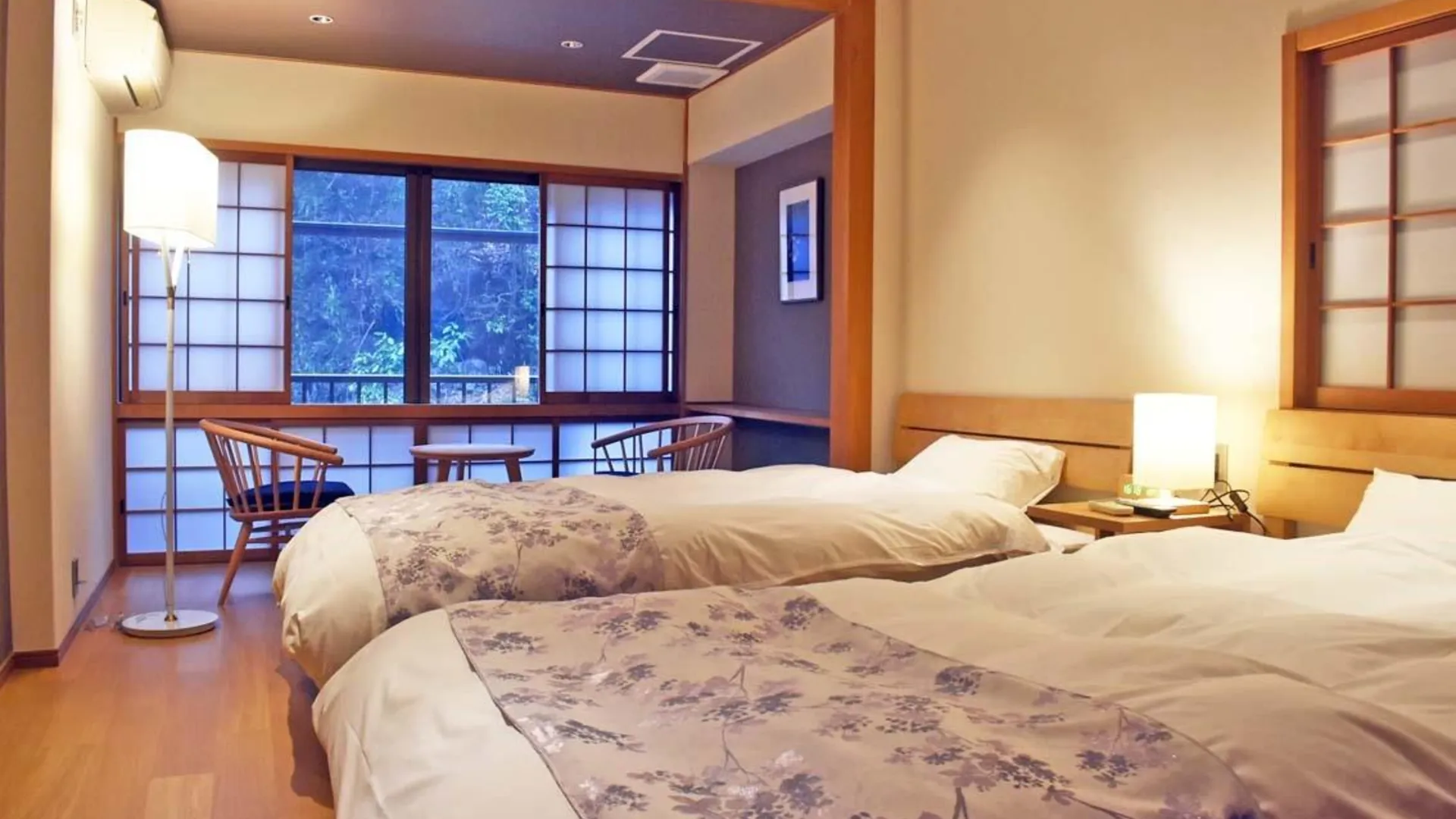 교토 Kitashirakawa Natural Radium Onsen 4성급 호텔 객실