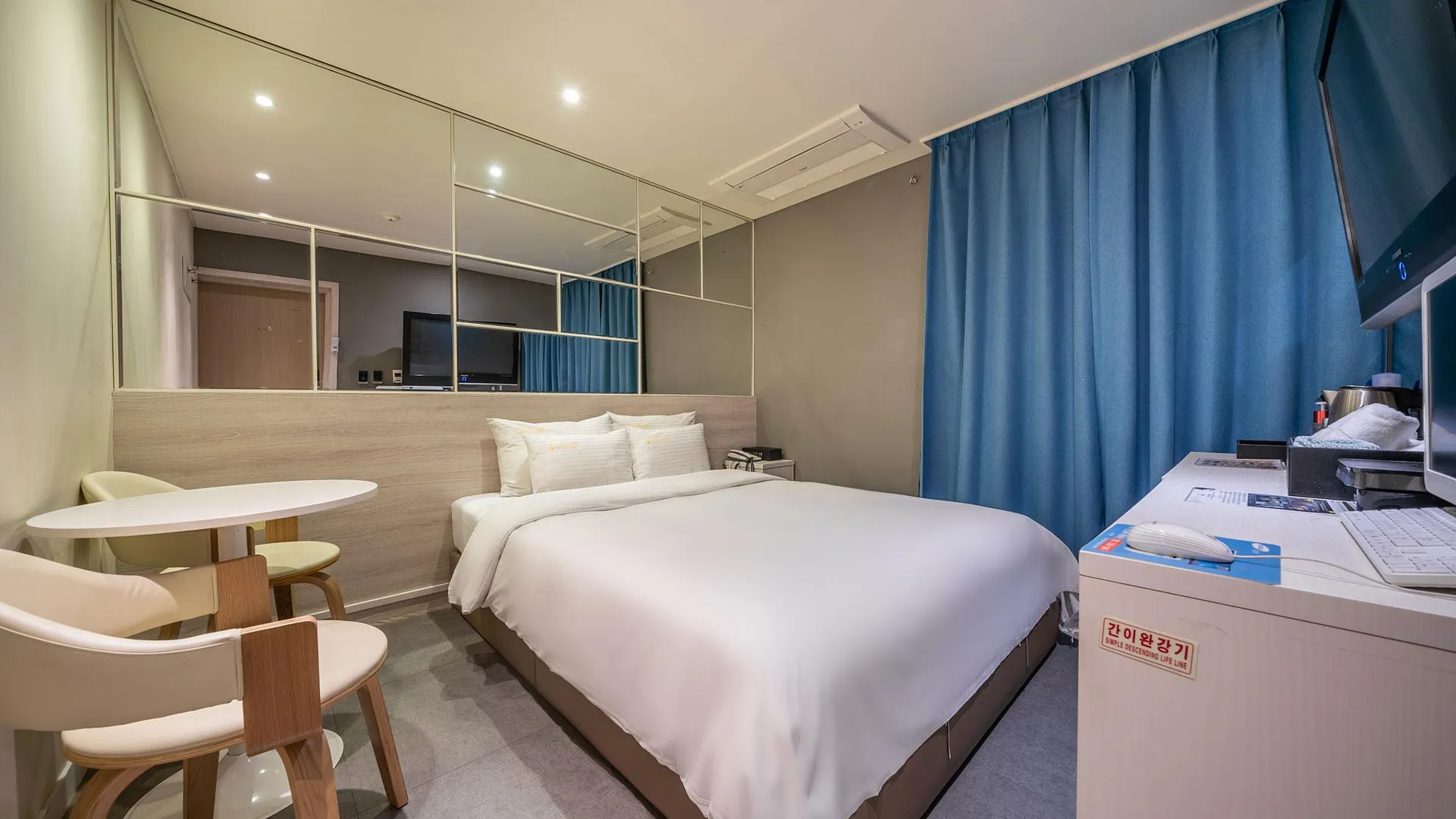 시흥 월곶 크루즈 호텔 스위트룸