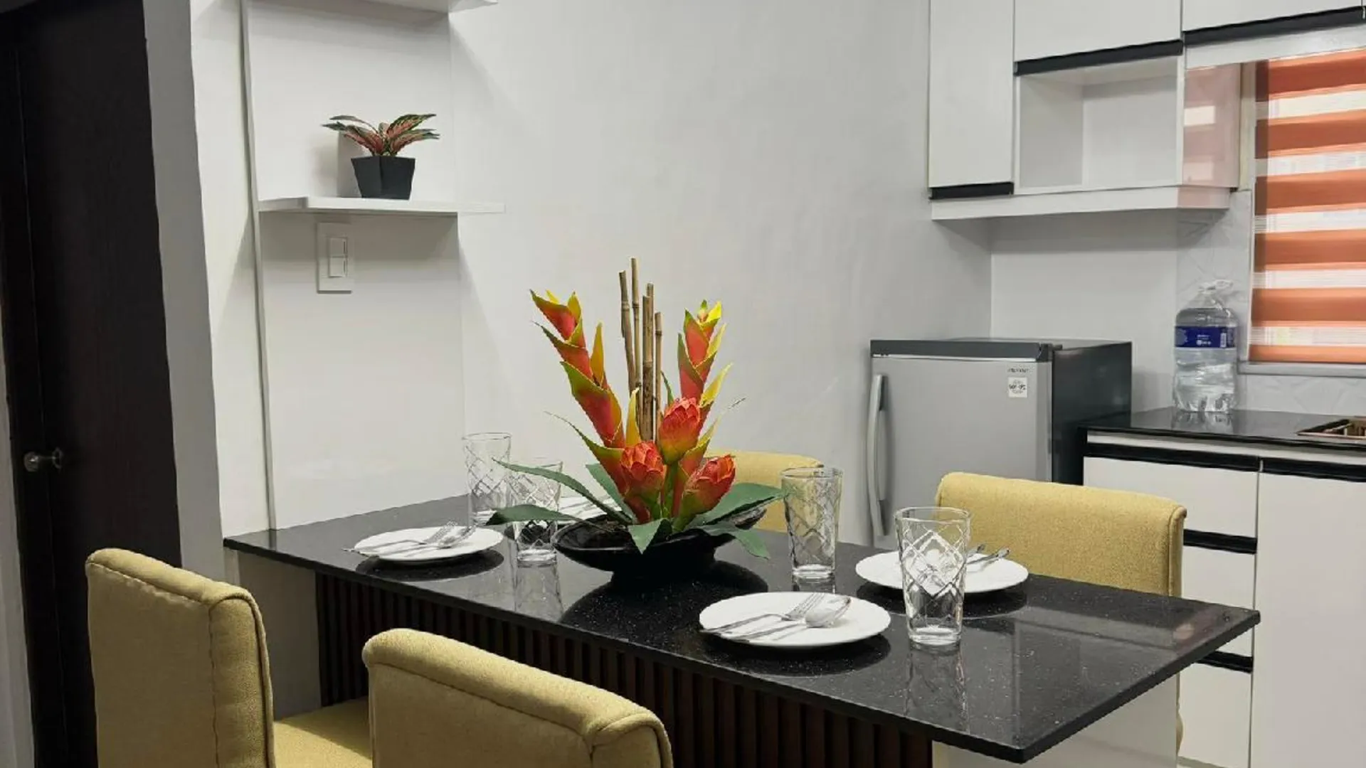 세부 막탄 섬의 아파트먼트 (64m², 침실 3개, 프라이빗 욕실 1개) 4성급 게스트하우스 외관