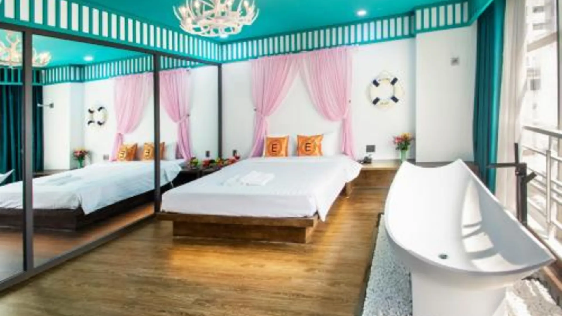 호치민 에로스 호텔 2 - 러브 호텔 3성급 호텔 전망