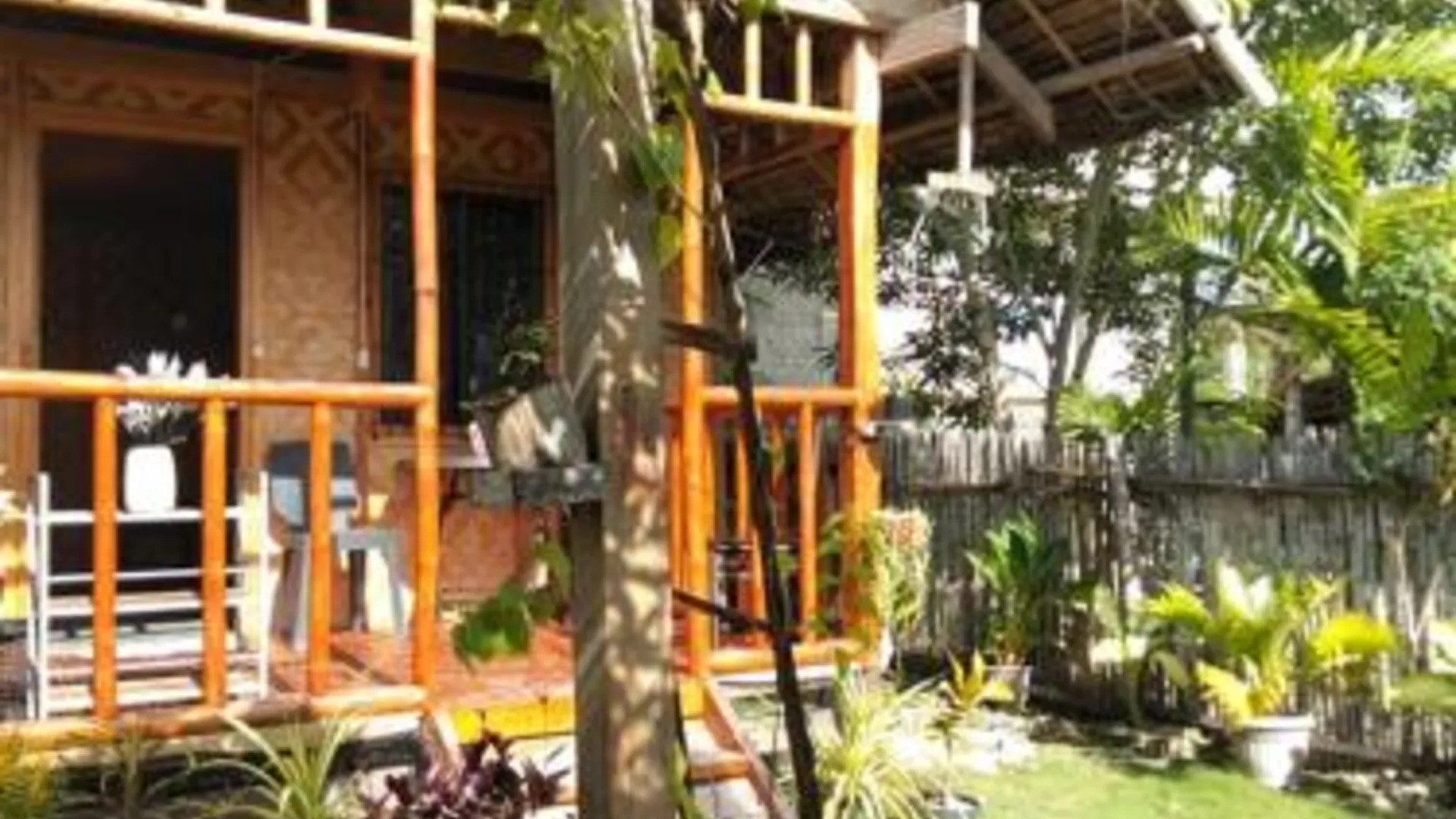 세부 타이타닉스 니파헛 호텔 외관