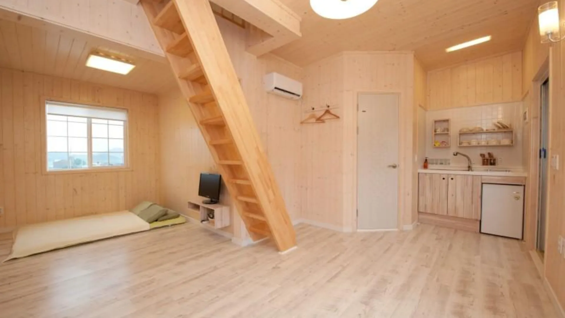 신안군(전남) 신안 나무늘보펜션 2성급 게스트하우스 객실