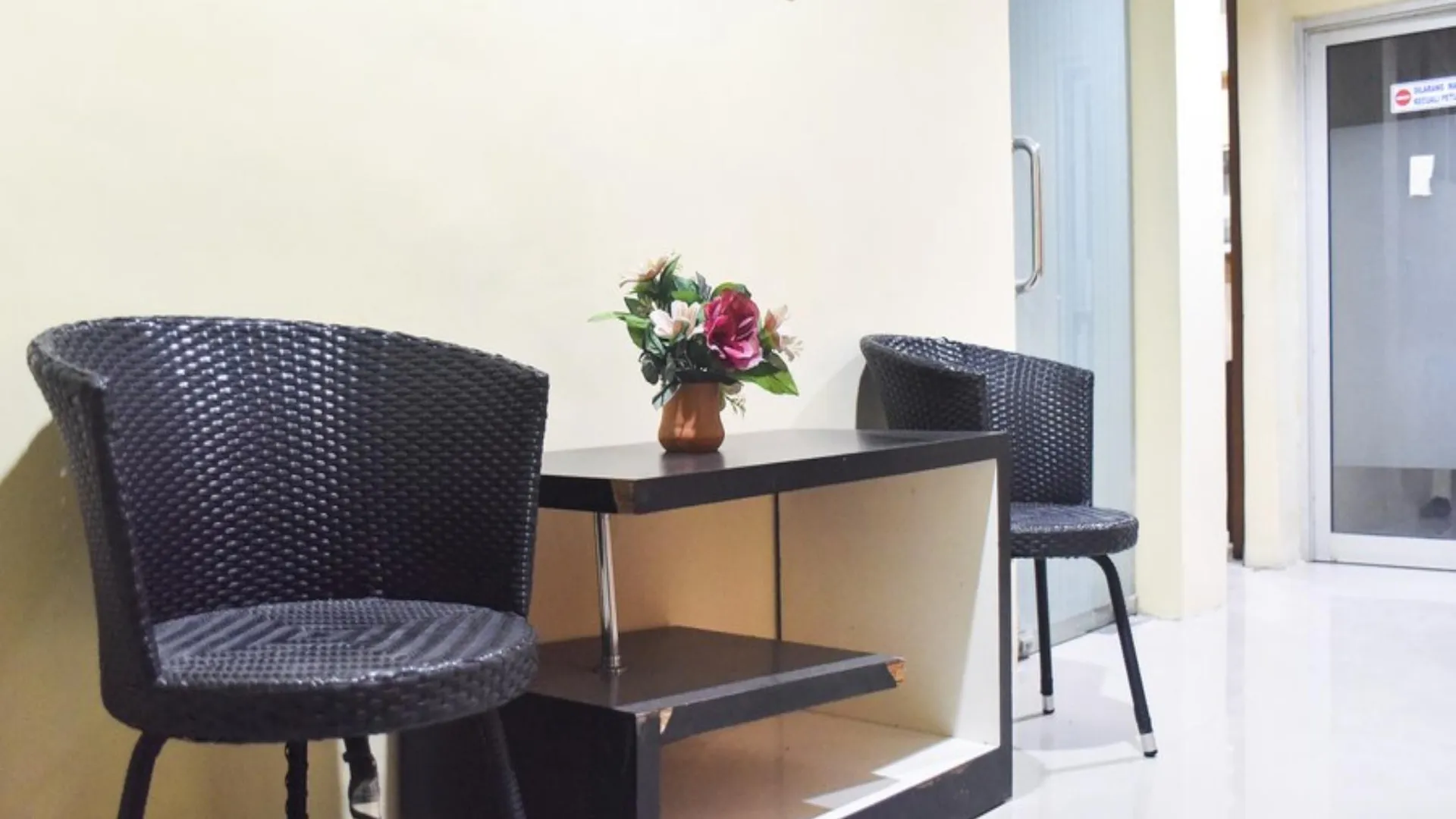 마카사르 RedDoorz @ Pengayoman Panakkukang 2 Makassar 2성급 호텔 객실